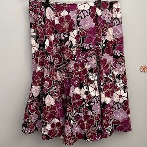 Baranda layered Floral Skirt Purple Size M